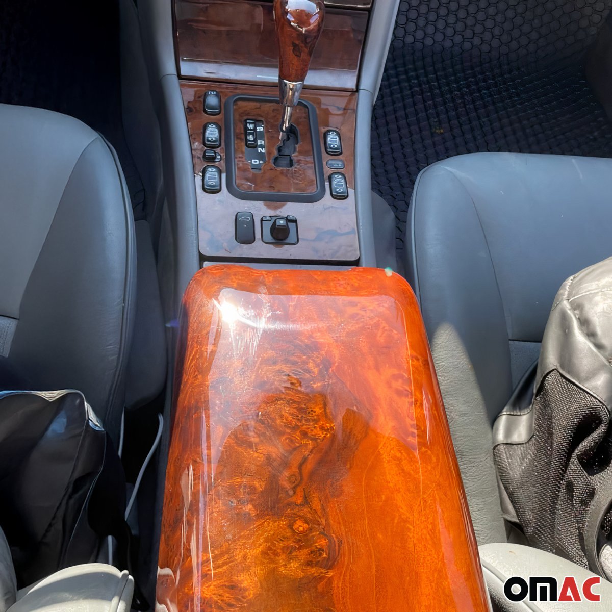 Mercedes-Benz E-Class W210 Armrest Box Lid - Omac - without Tel - Walnut - '94-'03